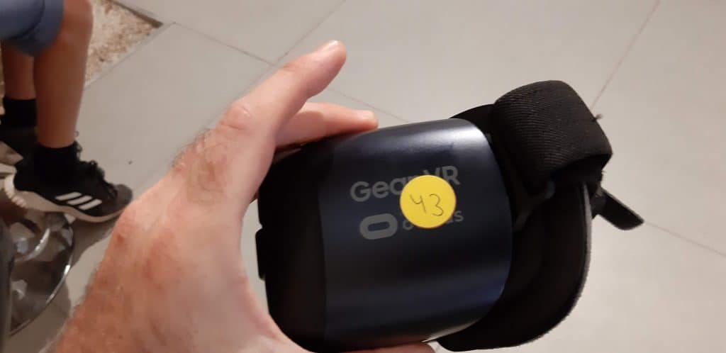 משקפי מציאות מדומה סמסונג גיר VR